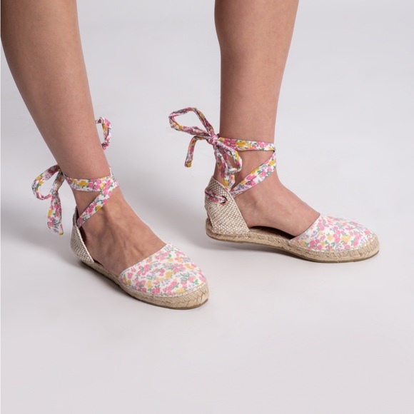 LoveShackFancy x Manebi Velenciana in the color Fruity Punch - Picture 2 of 13